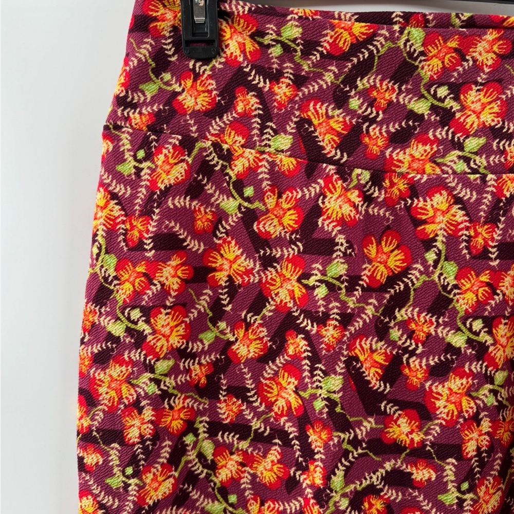 LuLaRoe Cassie Skirt NWT – Women’s 2XL Red Floral Print - Picture 2 of 4